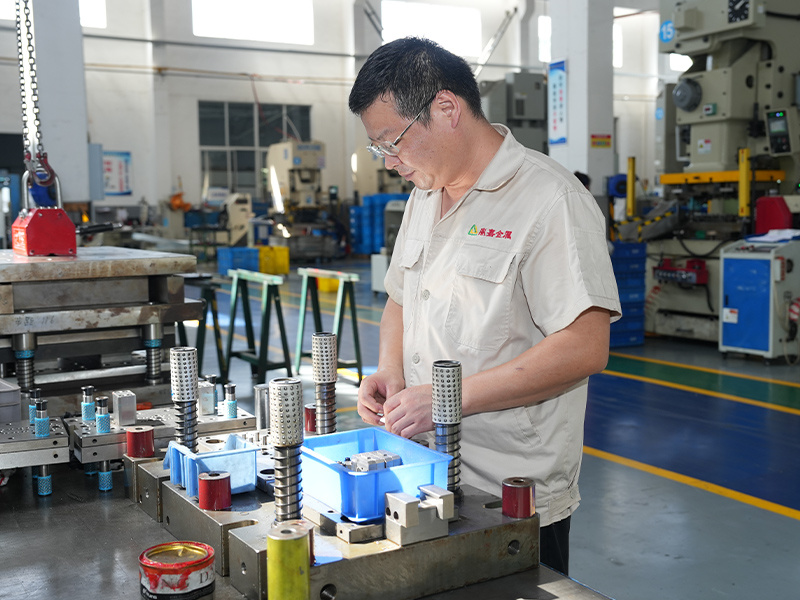 Aluminijsko žigosanje savršenstva - precizno oblikovanje dijelova za žigosanje aluminija